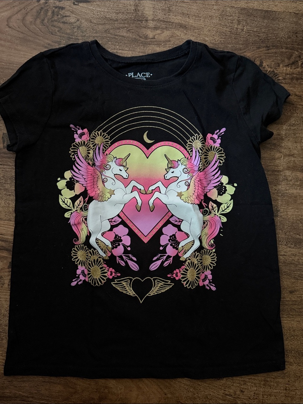 The Children's Place Black Tee with Pink & Gold Unicorn Heart Design size 7/8